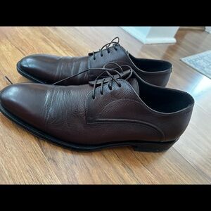 BOSS Men’s Leather Dress Shoes – Size 7 (Made in Italy)